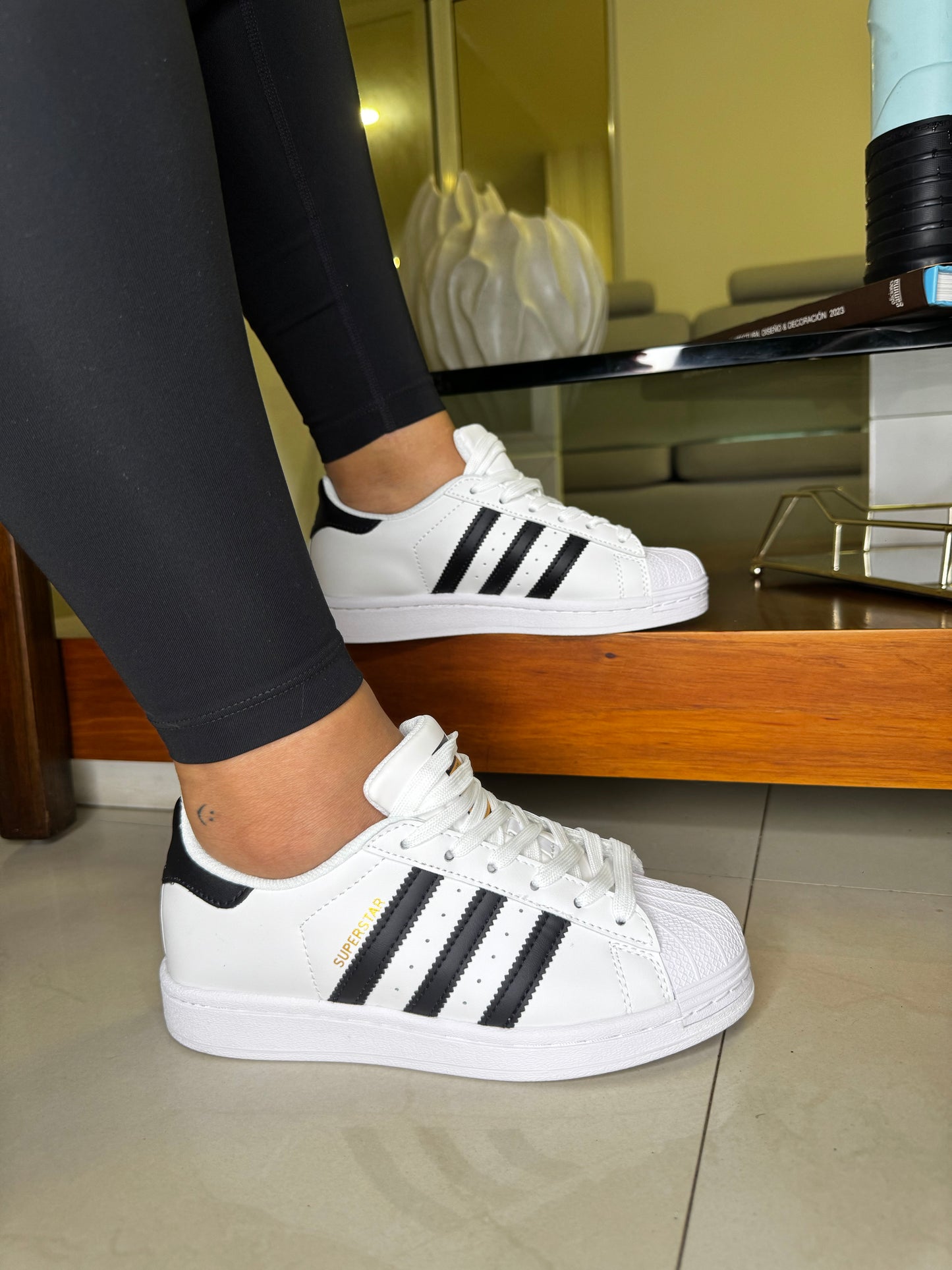 Adidas superstar